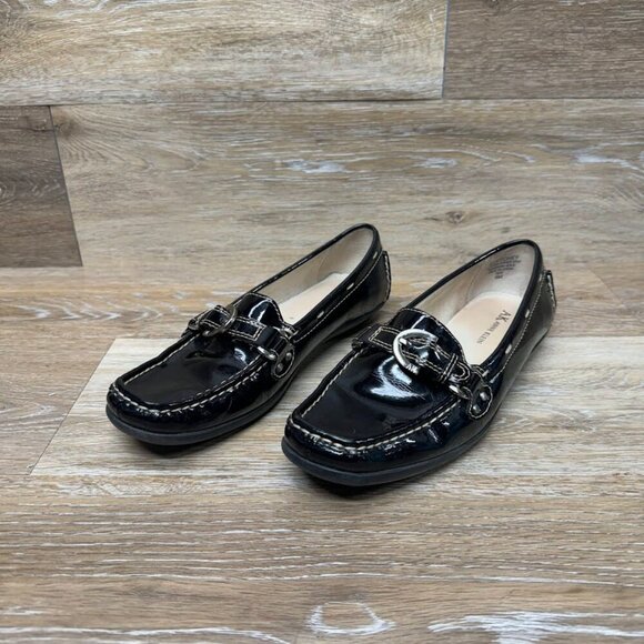 Anne Klein Ritchey Black Patent Leather Buckle Accent Flats Women's Size 6 - Picture 1 of 6